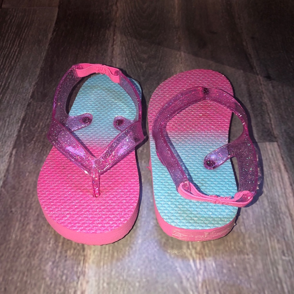 Brand New flip flops - Picture 2 of 4